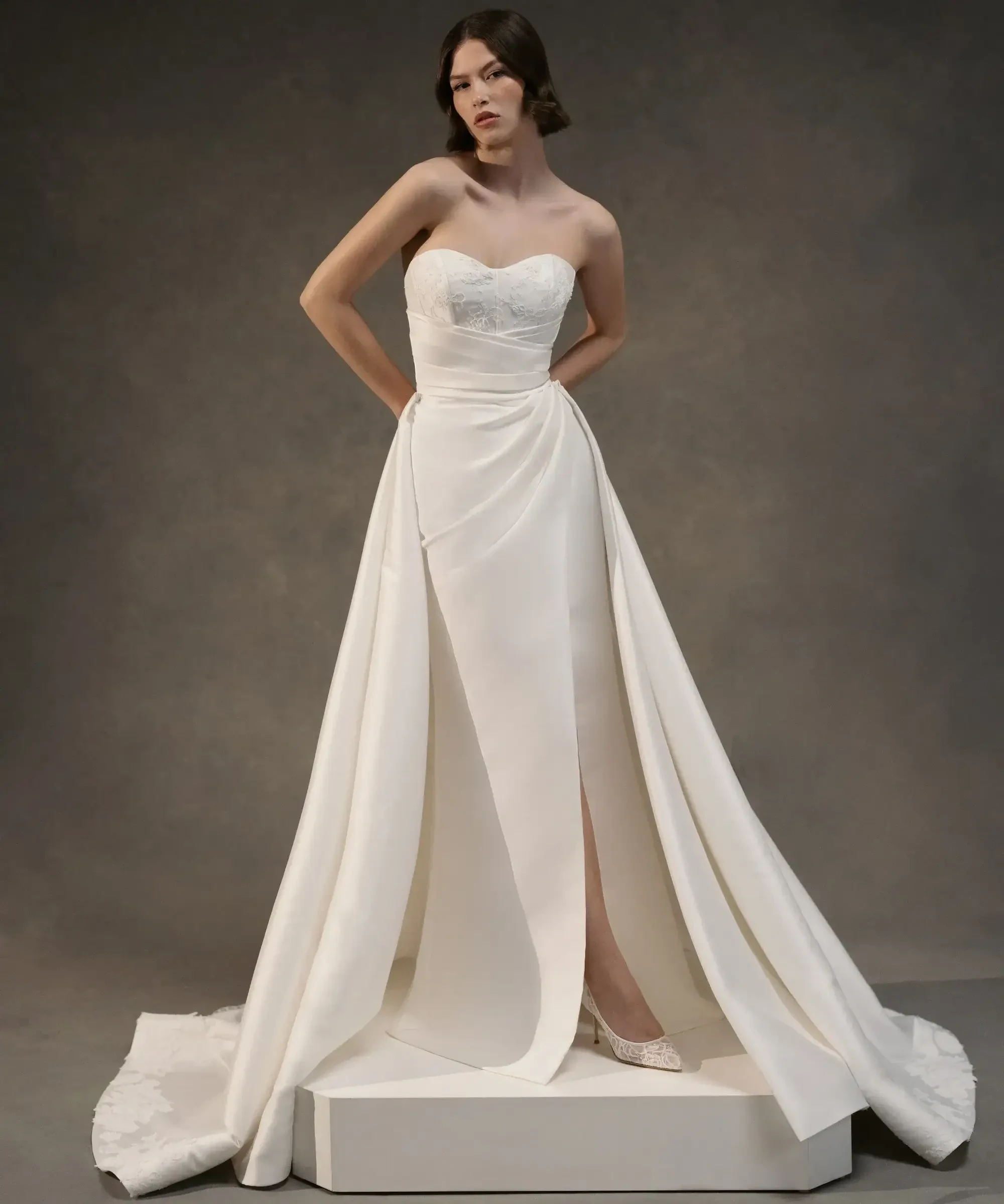 Blue Willow Trunk Show | Oakbrook Main Image