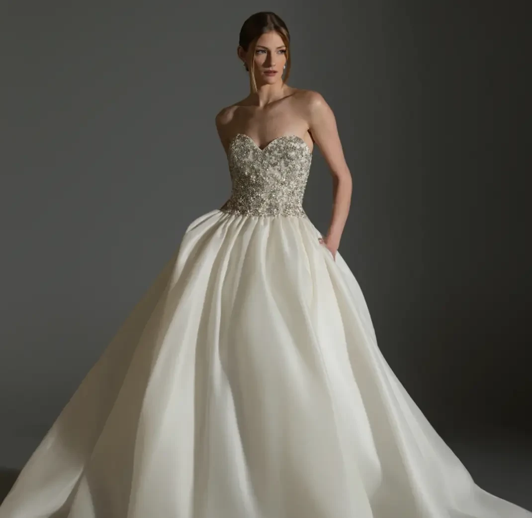 Lazaro Trunk Show | Oakbrook