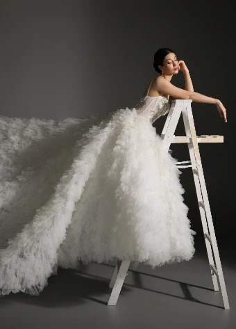 Lazaro Anya #4 thumbnail