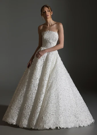 Lazaro Avery #4 thumbnail