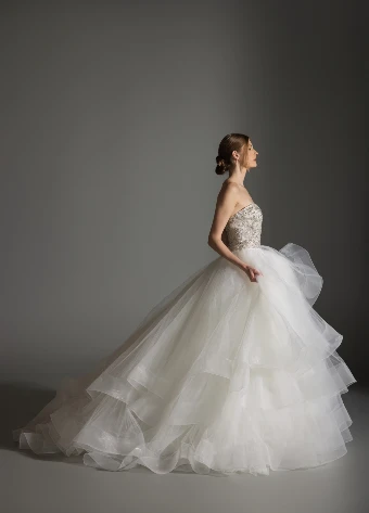 Lazaro Avril #6 thumbnail