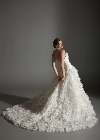 Lazaro Azalea #1 thumbnail